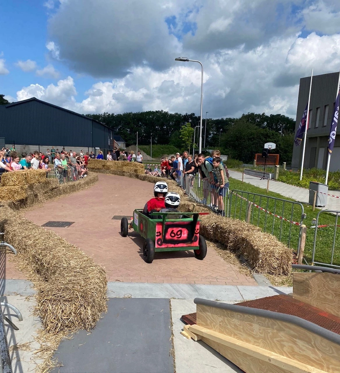 Zeep4 2024 Zeep4 2024